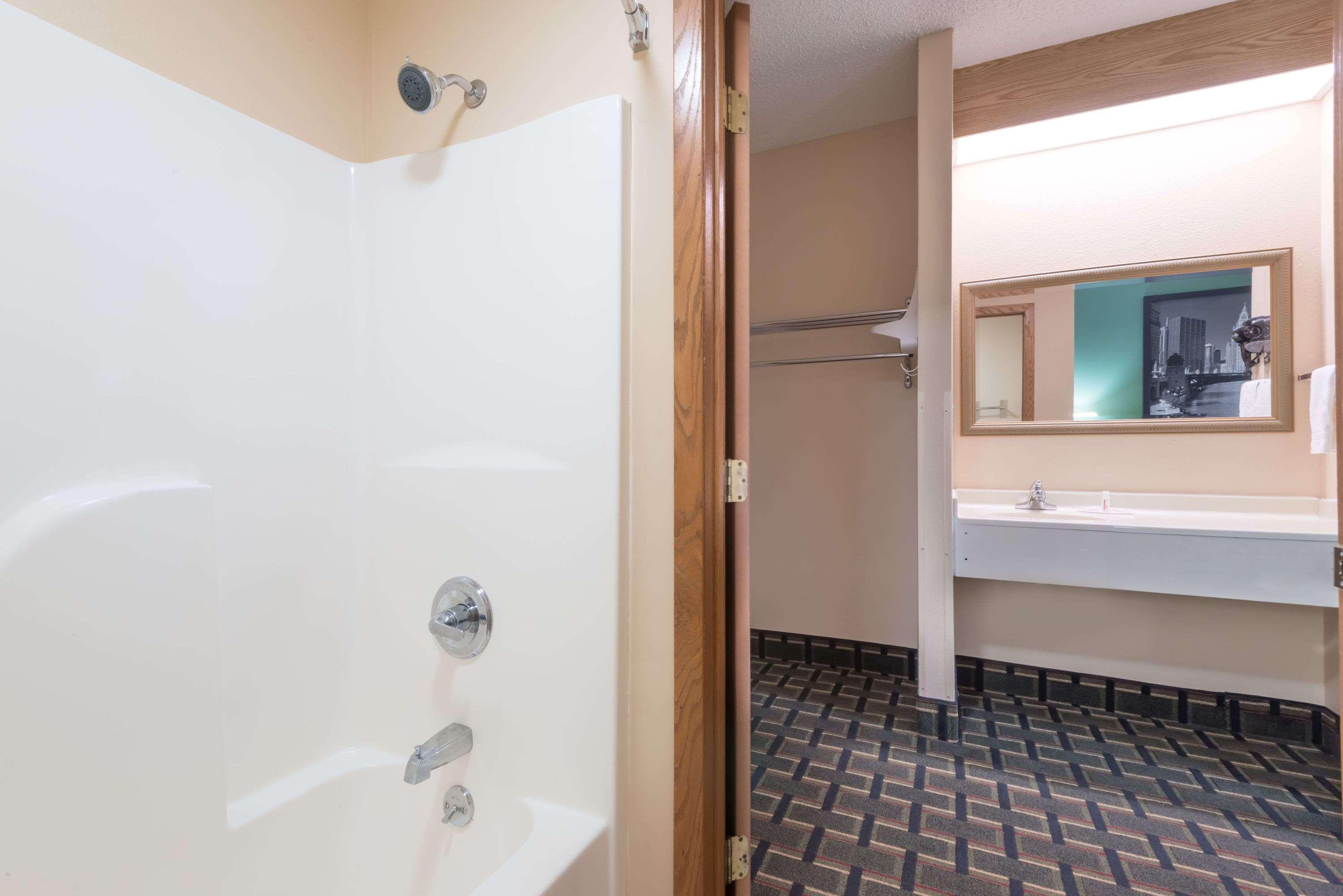 Super 8 By Wyndham Mt. Carmel Il Ξενοδοχείο Mount Carmel Εξωτερικό φωτογραφία